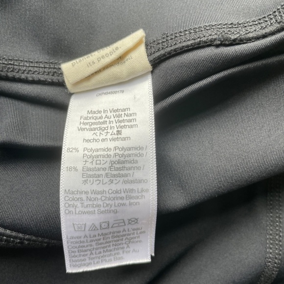 Madewell MWL Form Womens High-Rise 7" Biker Shorts - Picture 11 of 12